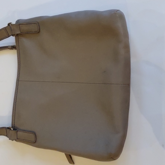 Genuine leather shoulder bag by Fossil 🍀 - Picture 5 of 12